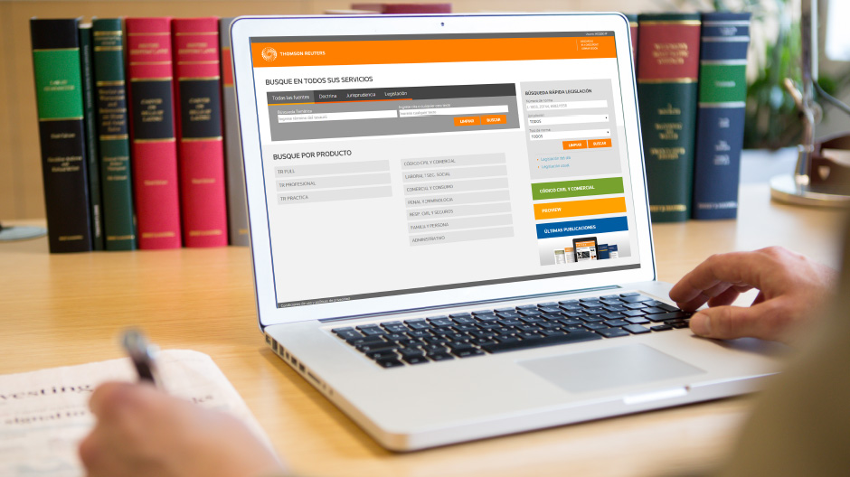 Businessman using Sistema de informacion legal solutions on a laptop